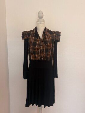 Euro Brand Monella Vagabonda twofer knit dress.